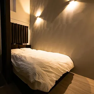 Official Trhouses 15 Minutes To Shinsaibashi, Kuromon Market And Namba Apartment Osaka
